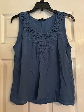 Ambiance Blue Crochet Yoke Sleeveless Camisole NEVER USED